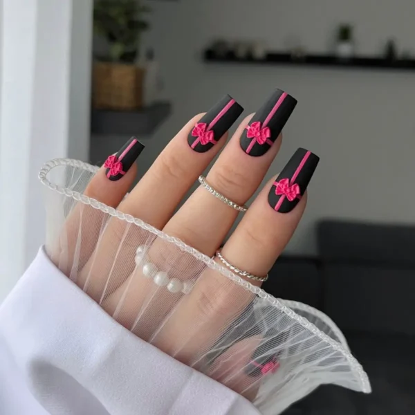 YOSHI UV hibridni lak za nohte Woman In Black 6 ml – 605 - slika 9