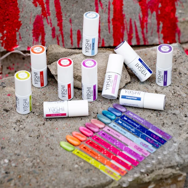 Alternative view of YOSHI Hibridni UV lak za nohte Fiercelush 6 ml - 194